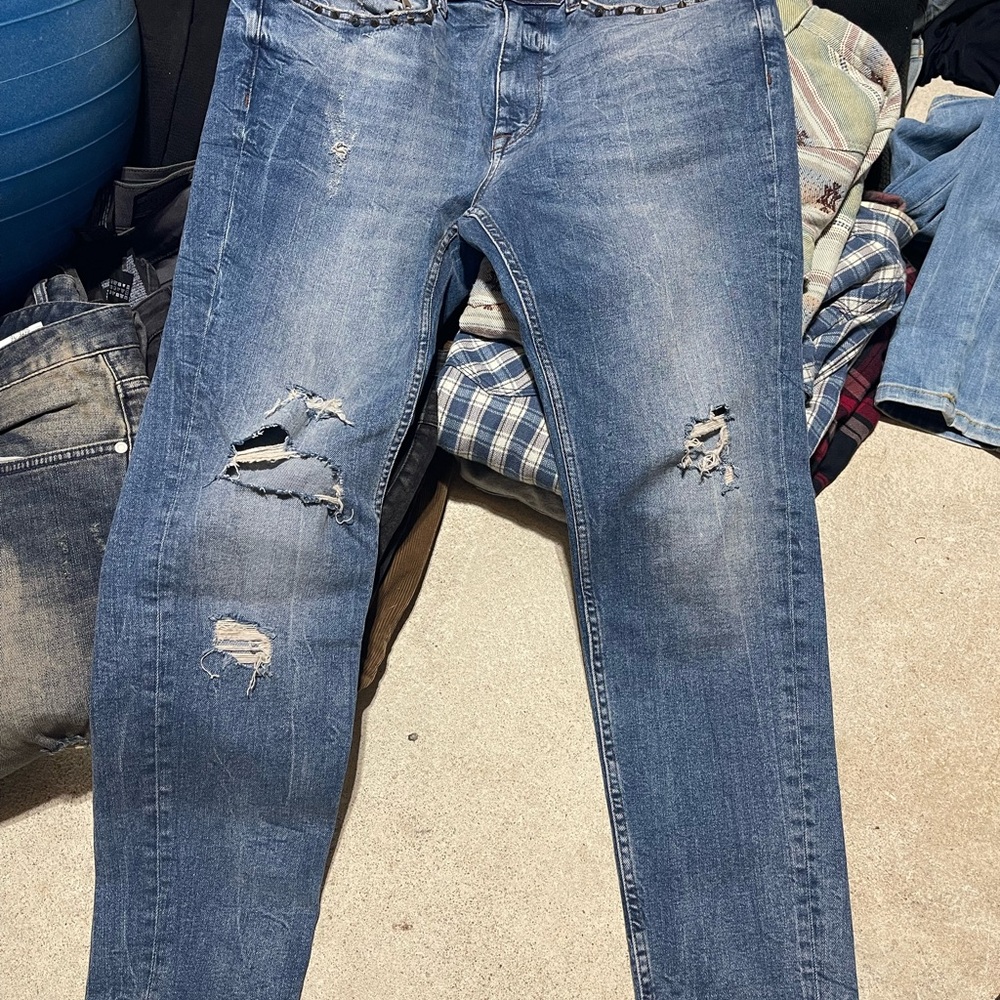 Zara Skinny Distressed Blue Jeans